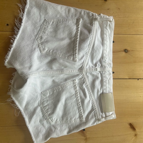 Citizens of humanity white shorts size 25 - Picture 2 of 4
